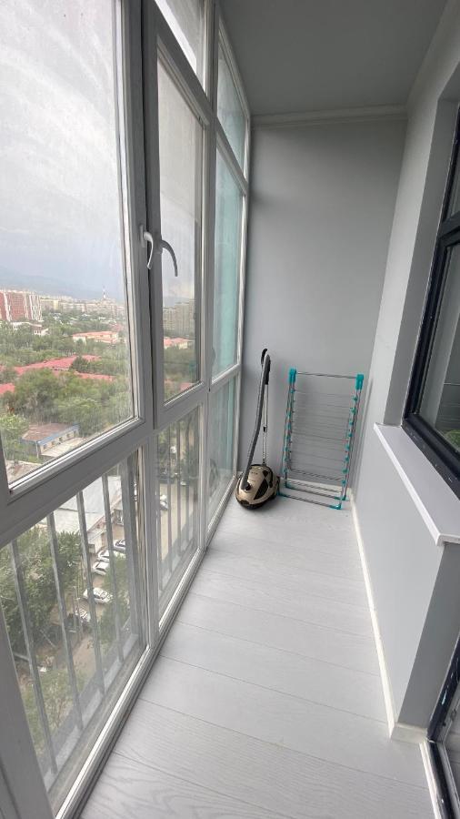 Heaven Apartment Mountain View Almaty Exterior photo