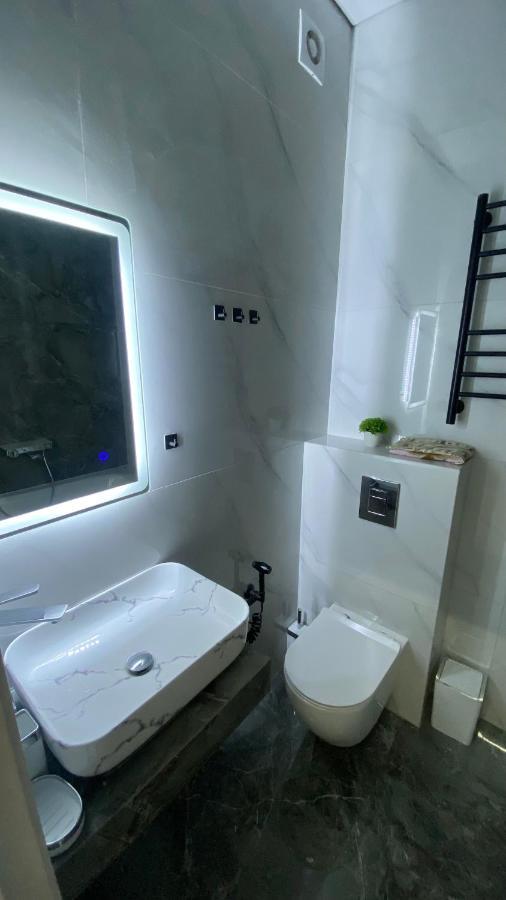 Heaven Apartment Mountain View Almaty Exterior photo